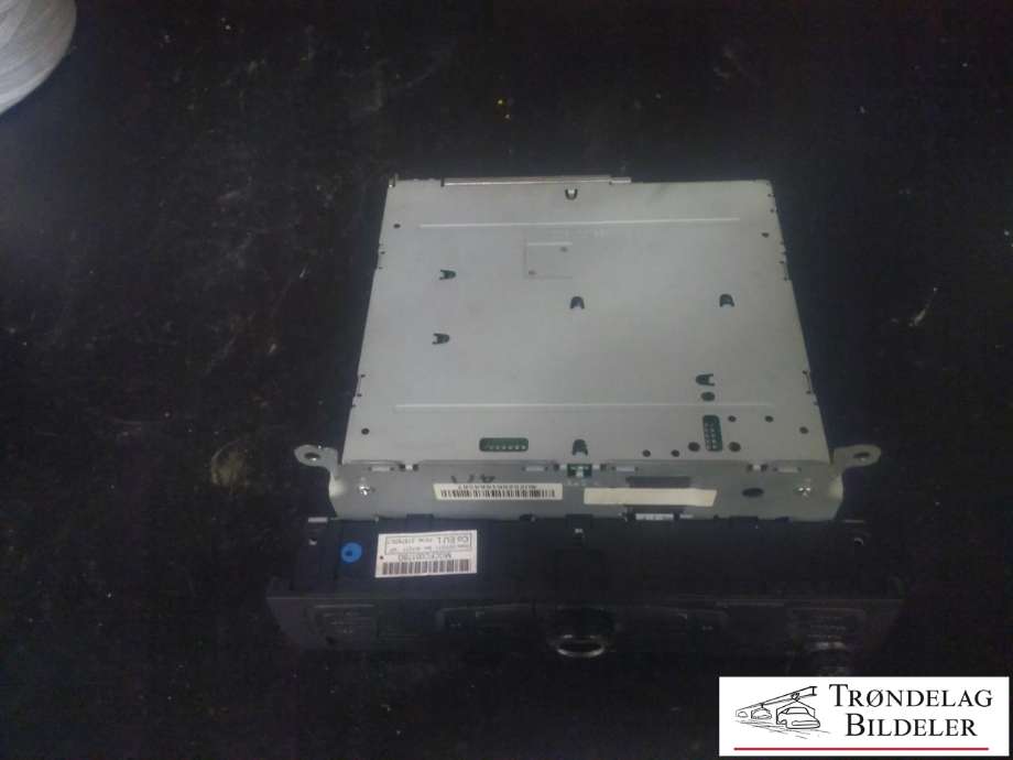 Bilstereo til Audi Q5 2008-2012 (Type I, Fase 1) (PANASONIC|8T1 035 186P|CQ-JA1970G|)