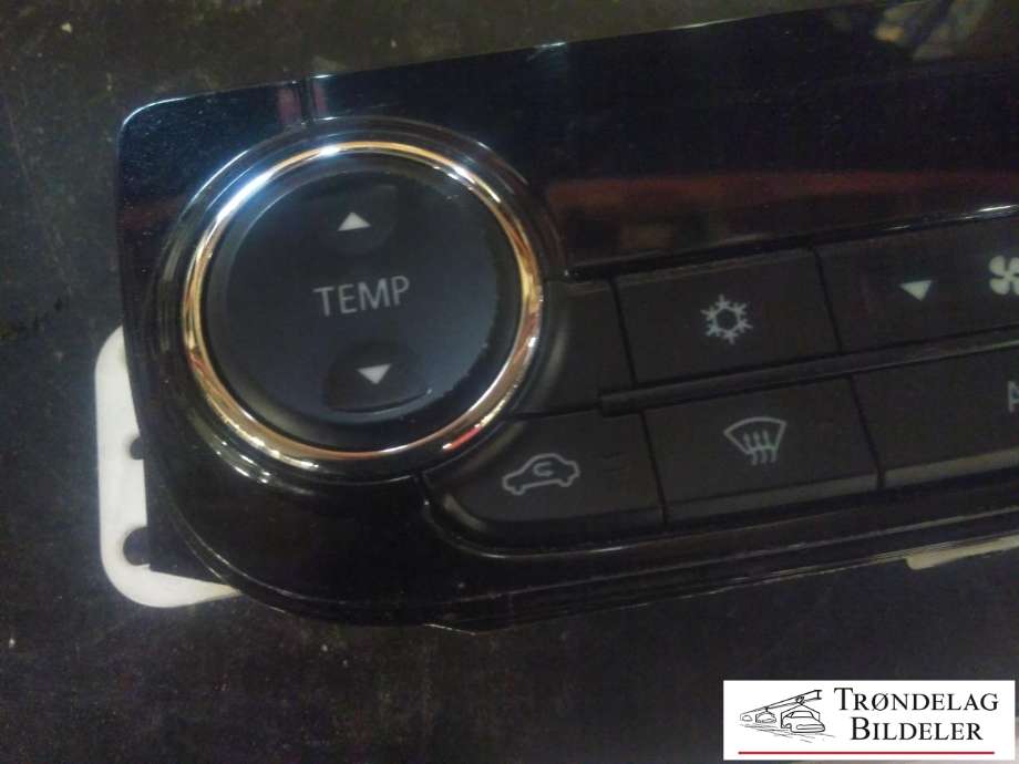 Varmeapparat betjening til Mitsubishi Outlander 2012-2015 (Type III, Fase 1)  (7820A465XA|CAB502A039D|)