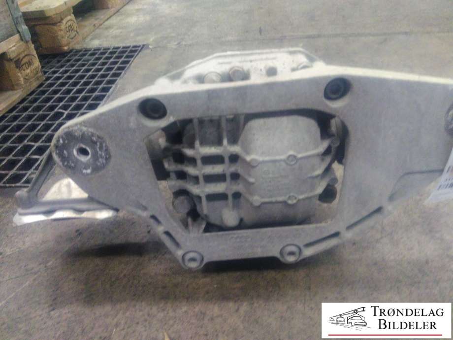 Kardang klokke bak til Audi Q5 2008-2012 (Type I, Fase 1)  