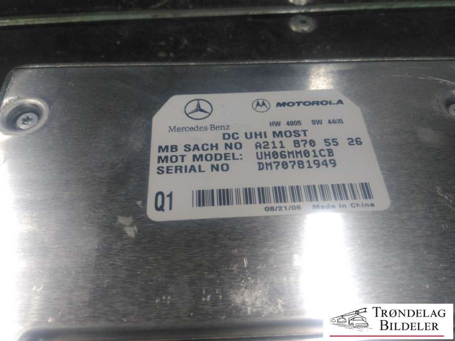 Styreenhet bluetooth til Mercedes C-Klasse 2004-2007 (Fase 2) (W203) (W203) (MOTOROLA|A 211 870 55 26|UH06MM01CB|HW 4905 SW 4405)