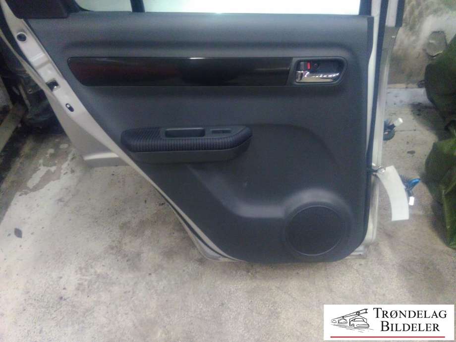 Dør venstre bak til Suzuki Swift 2005-2010 (6800463J00|)