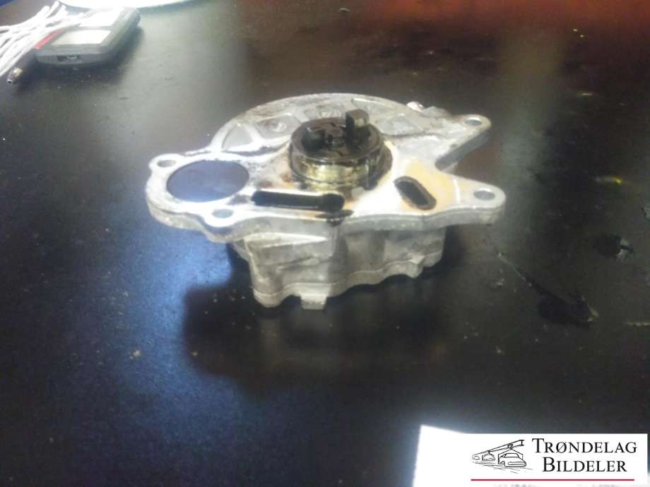Vakuumpumpe til Audi A6 2008-2011 (Type III, Fase 2) (C6) (C6) (BOSCH|03L 145 100F|)