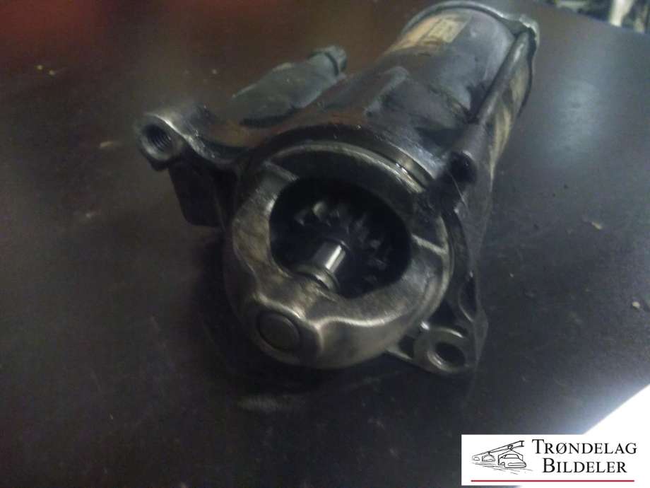 Starter diesel til Mercedes E-Klasse 2016-2023 (W213) (W213) (BOSCH|A 654 906 16 00|0 001 174 630|20181015)