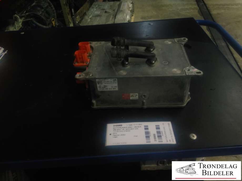 Batterilader (OBC - On Board Charger) til VW Golf VII 2012-2017 (Fase 1) (VW AG|5QE 915 682 AA|10135012|)