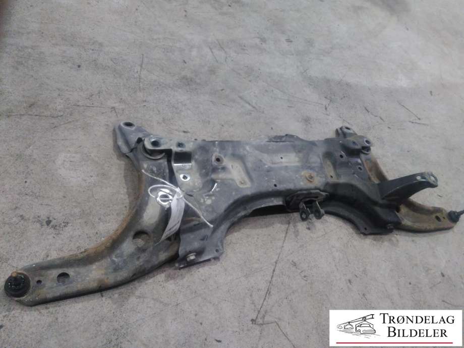 Travers foran hoved til Toyota Yaris 2012-2014 (Type III, Fase 1)  