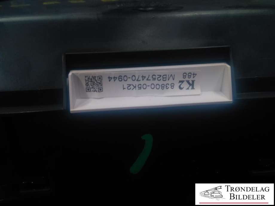 Instrumentpanel til Toyota Avensis 2009-2015 (Type III, Fase 1)  (TOYOTA|83800-05K21|MB257470-0944|)