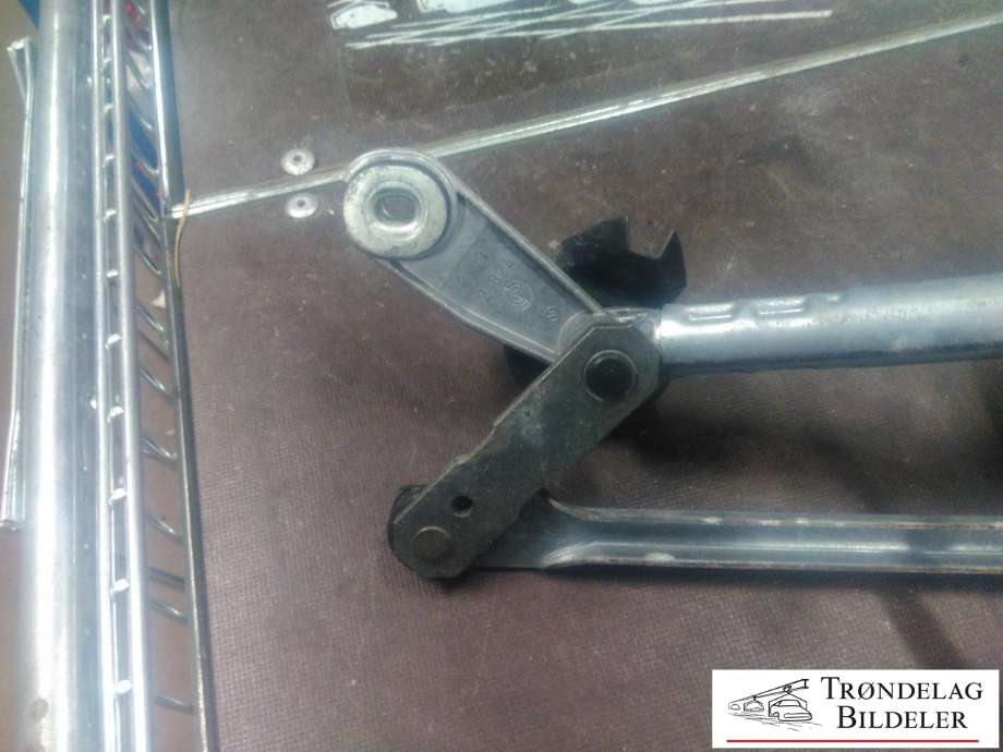 Viskermotor frontrute komplett m/overføring til Toyota Avensis 2009-2015 (Type III, Fase 1) (TOYOTA|85110-05070-B|0 390 241 642|)