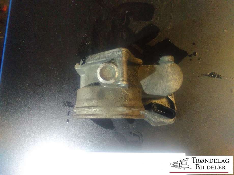 Spjeldhus til VW Passat 2005-2010 (B6) (B6) (036 128 063 B|)