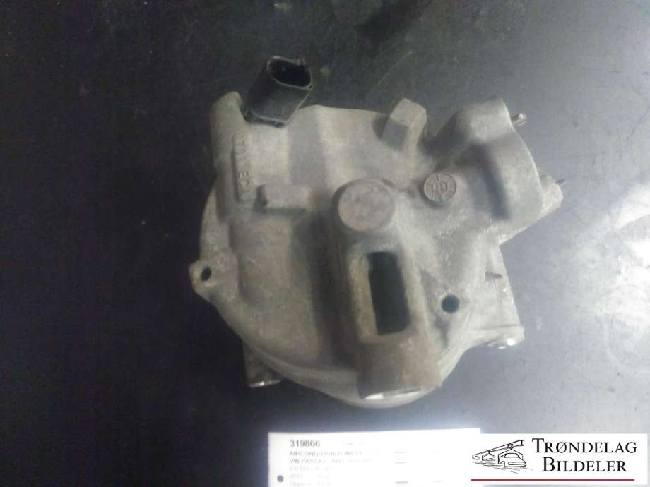 Aircondition kompressor til VW Passat 2005-2010 (B6) (B6) (SANDEN|5Q0820803F|5Q0820803K|890632|5Q0820803D|5Q0820803J|5Q0820803G|1K0820803A|1K0820803B|1K0 820 859 F|1K0 820 859 S|1K0820803L|1K0820803M|5Q0820803M|1K0820803G|1K0820803J|1K0820803K|1K0820803N|1K0820803P|1K0820803Q|1K0820803S|5K0820803|5K0820803A|5K0820803B|5K0820803C|5K0820803D|5K0820803E|5K0820803F|5K0820803G|5K0820803H|5K0820803J|5K0820803K|5N0820803|890633|5N0820803C|1K0 820 808 B|5N0820803H)