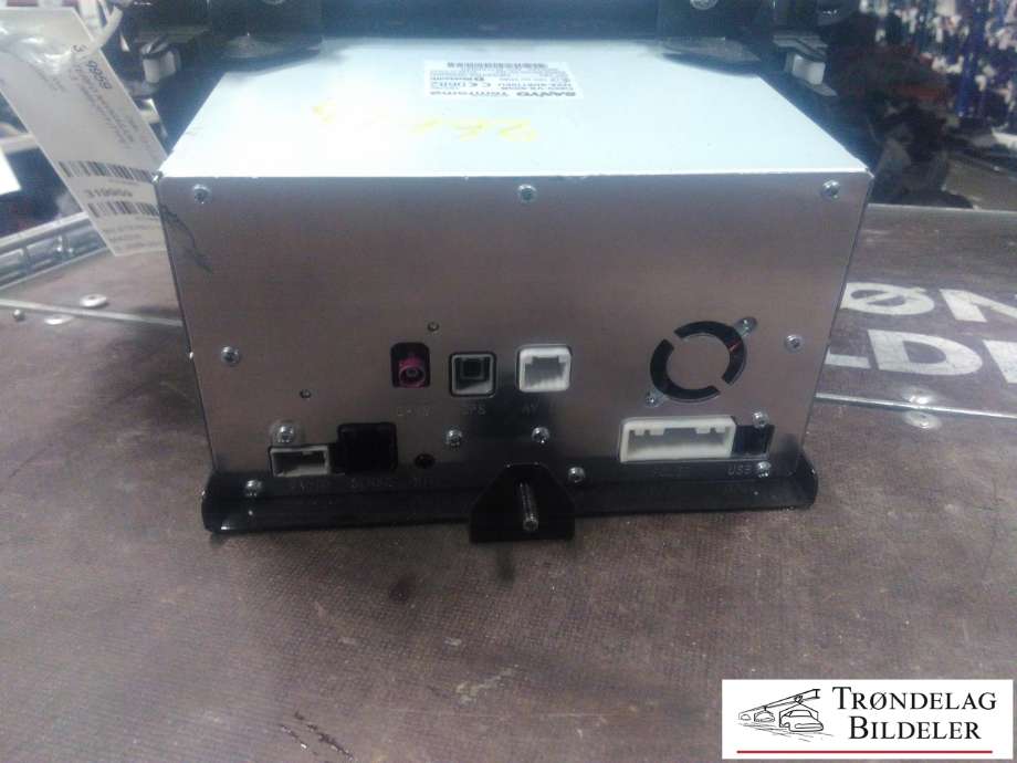 Bilstereo navigasjon til Mazda 3 2009-2013 (Type II)  (SANYO|C850-V6-600B|NVA-SD8110EU|)