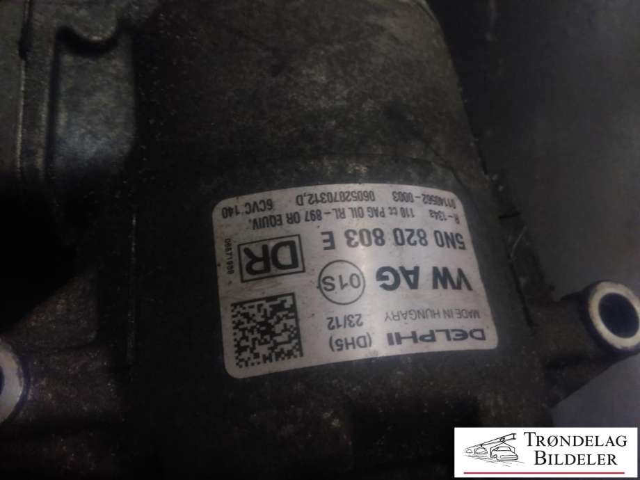 Aircondition kompressor til VW Passat 2011-2015 (B7) (B7) (DELPHI|5Q0820803F|5Q0820803K|890632|5Q0820803D|5Q0820803J|5Q0820803G|1K0820803A|1K0820803B|1K0 820 859 F|1K0 820 859 S|1K0820803L|1K0820803M|5Q0820803M|1K0820803G|1K0820803J|1K0820803K|1K0820803N|1K0820803P|1K0820803Q|1K0820803S|5K0820803|5K0820803A|5K0820803B|5K0820803C|5K0820803D|5K0820803E|5K0820803F|5K0820803G|5K0820803H|5K0820803J|5K0820803K|5N0820803|890633|5N0820803C|1K0 820 808 B|5N0820803H)