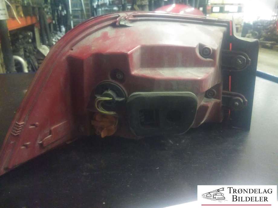 Baklykt høyre ytre til VW Passat 2011-2015 (B7) (B7) (3AF 945 208 B|2SK 010 746-02|)