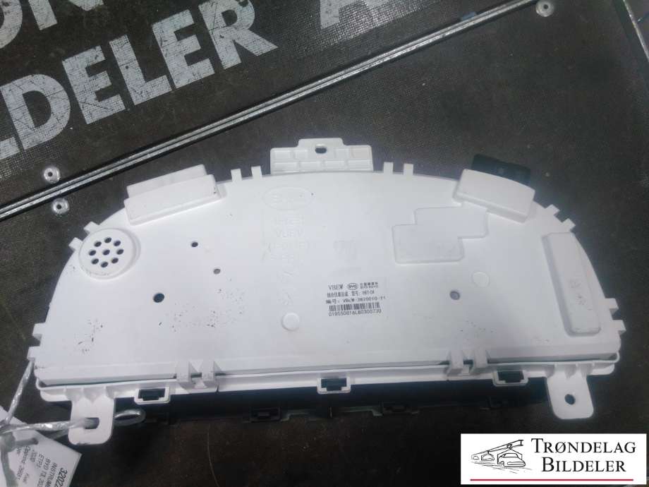 Instrumentpanel til BYD T3 2020-->>  (VBEW3820010|)