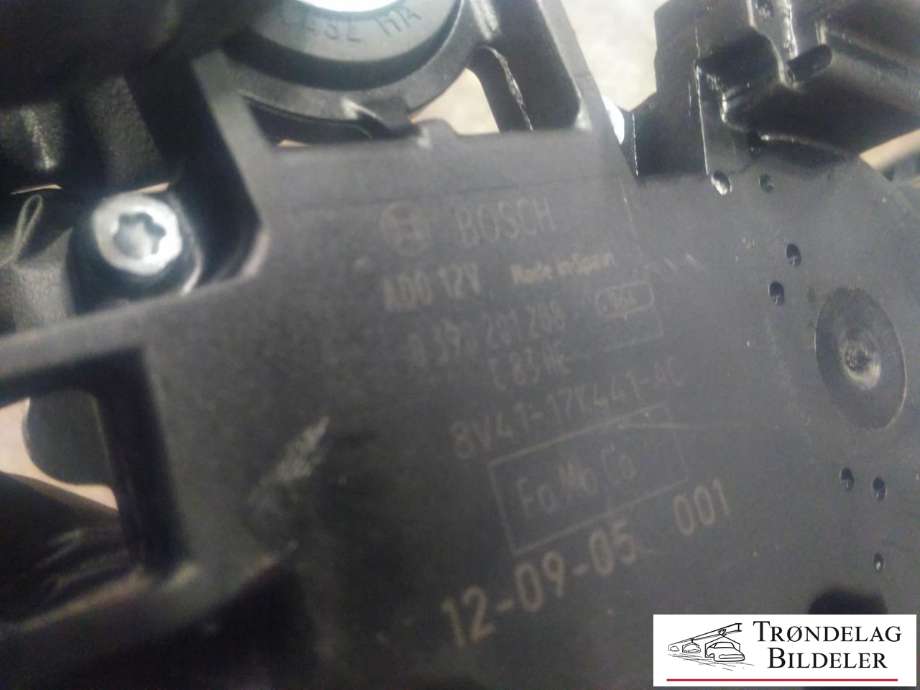 Viskermotor bakrute til Ford Kuga 2008-2012 (Type I)  (BOSCH|8V41-17K441-AC|0 390 201 208|)