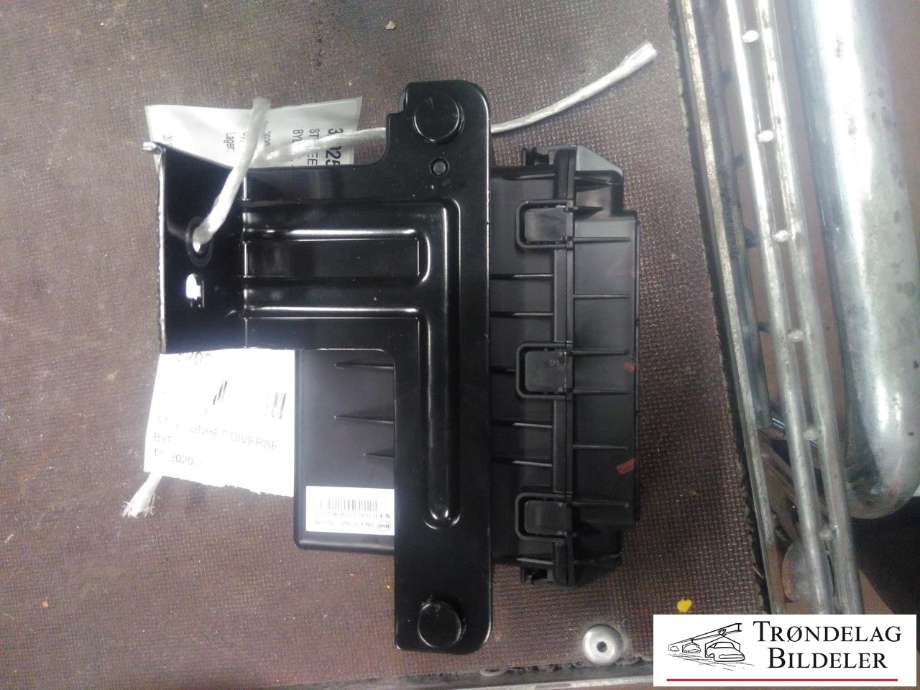Styreenhet diverse til BYD T3 2020-->>  (VBEK-8114540|)