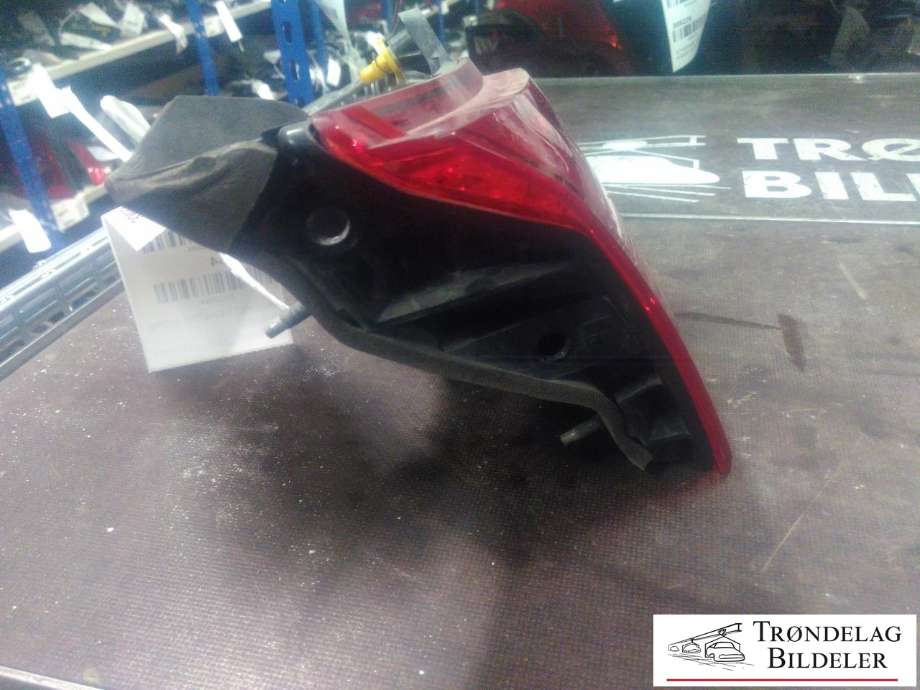 Baklykt venstre indre til Subaru Outback 2009-2014 (Type IV)
