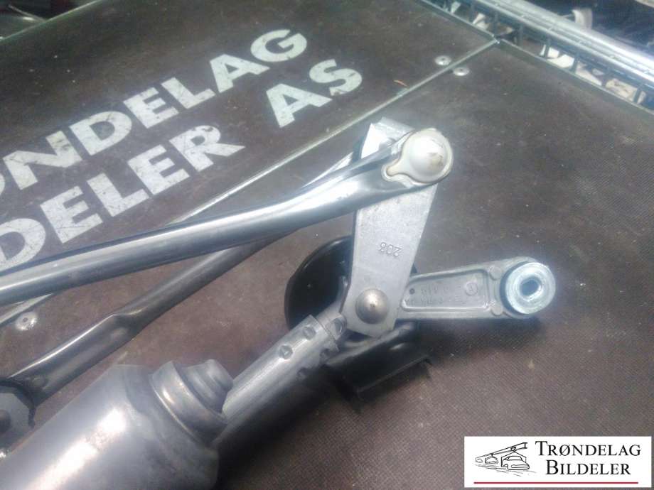 Viskermotor frontrute komplett m/overføring til Toyota Auris 2015-2019 (Type II, Fase 2)  (TOYOTA|85110-02340|AE159300-3562|)