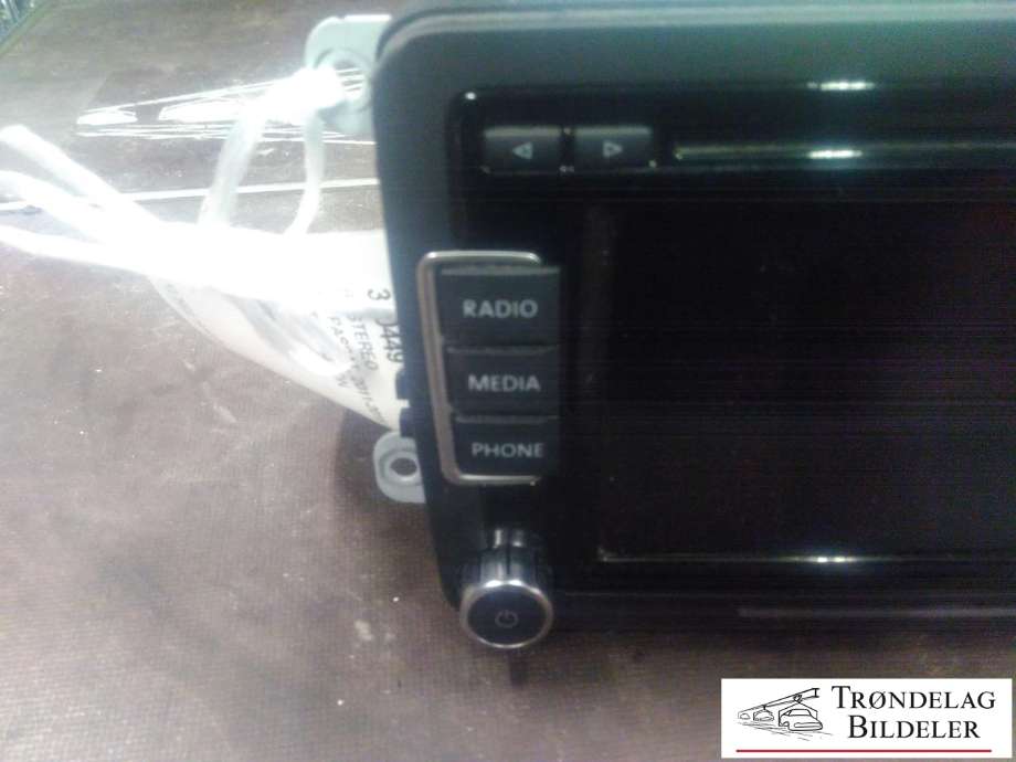 Bilstereo til VW Passat 2011-2015 (B7) (B7) (3C8035190|8 647 231 360|)