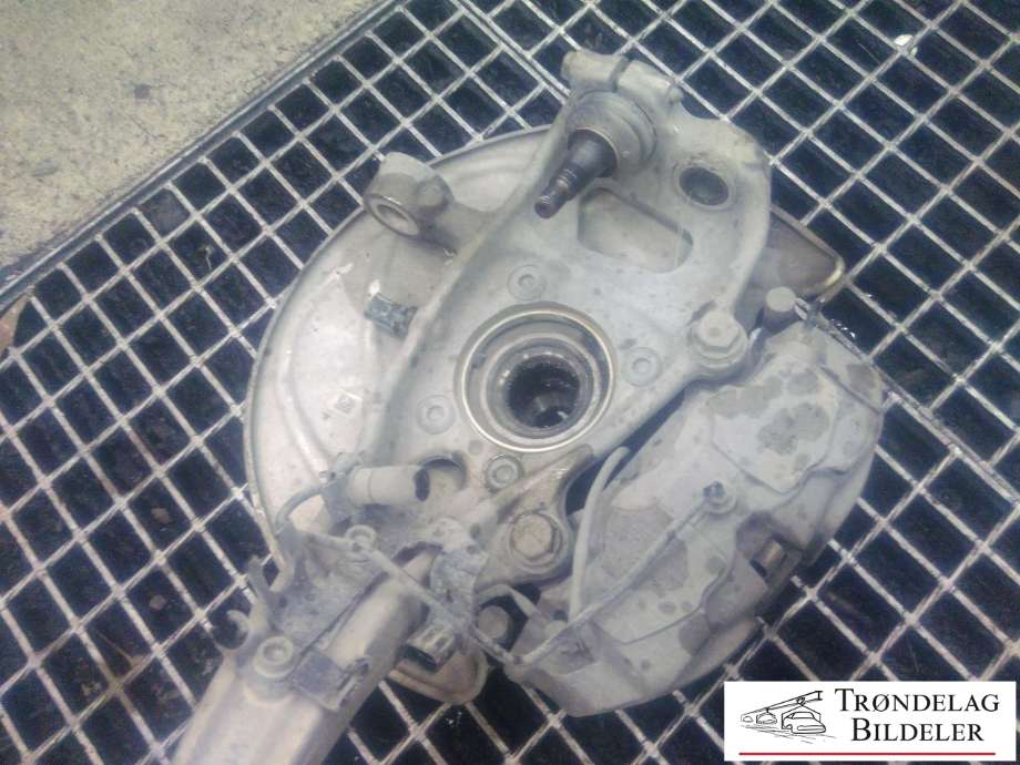 Hjulspindel venstre foran til Audi A4, Allroad 2016-->> (Type II) (B9) (B9) (8W0 407 559|8W05DD|)
