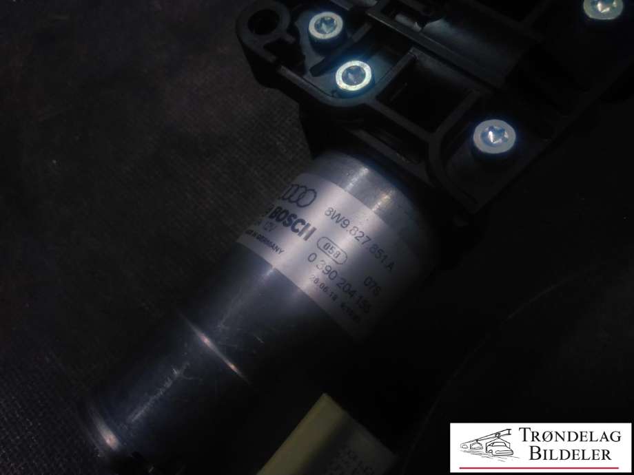 Baklukeåpner motor til Audi A4, Allroad 2016-->> (Type II) (B9) (B9) (BOSCH|8W9 827 851 A|0 390 204 155|)