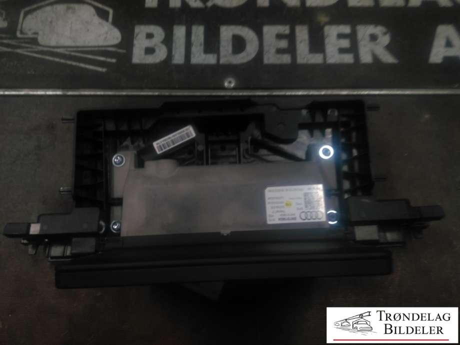 Bilstereo navigasjon skjerm til Audi A4, Allroad 2016-->> (Type II) (B9) (B9) (8W1919604|)