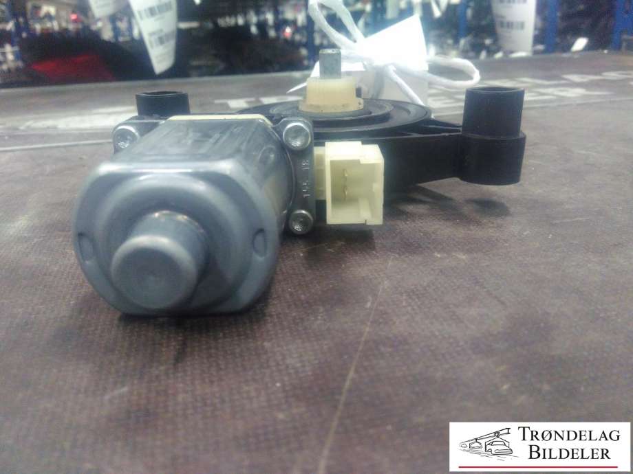 Ruteheis, kun motor, høyre foran til Audi A4, Allroad 2016-->> (Type II) (B9) (B9) (0 130 822 704|)