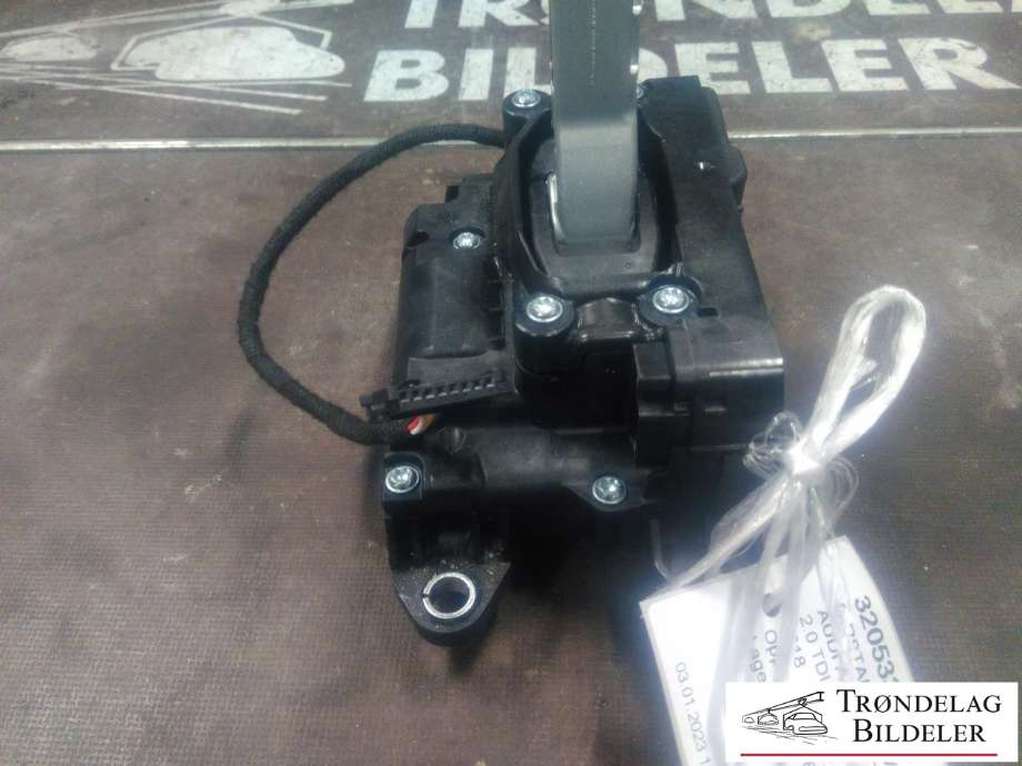 Girstang/girvelger automat til Audi A4, Allroad 2016-->> (Type II) (B9) (B9) (8W1713041G|8W1713041J|)