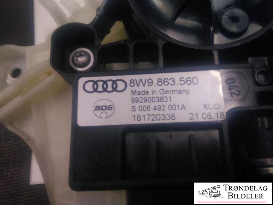 Baklukeåpner motor til Audi A4, Allroad 2016-->> (Type II) (B9) (B9) (8W9 863 560|9929003831|)