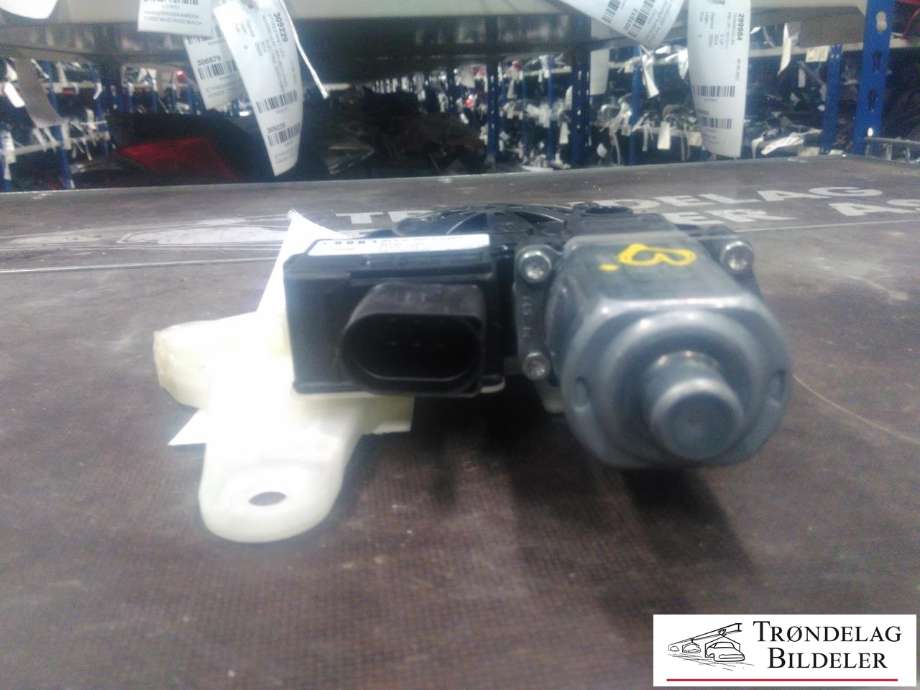 Baklukeåpner motor til Audi A4, Allroad 2016-->> (Type II) (B9) (B9) (8W9 863 560|9929003831|)