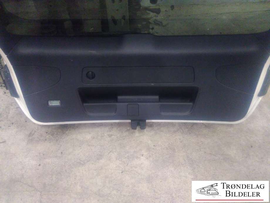 Bakluke til Audi A4, Allroad 2016-->> (Type II) (B9) (B9) (8W9 827 025 B|8W9 827 025 D|)