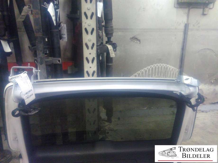 Bakluke til Audi A4, Allroad 2016-->> (Type II) (B9) (B9) (8W9 827 025 B|8W9 827 025 D|)