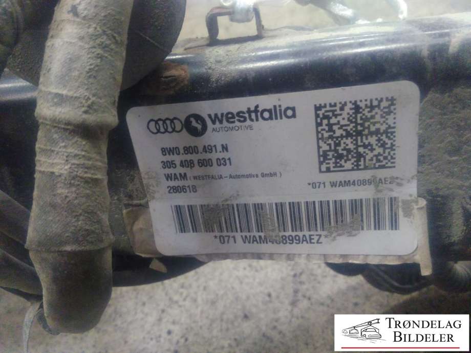 Hengerfeste til Audi A4, Allroad 2016-->> (Type II) (B9) (B9) (8W0 800 491 N|305 408 600 031|)
