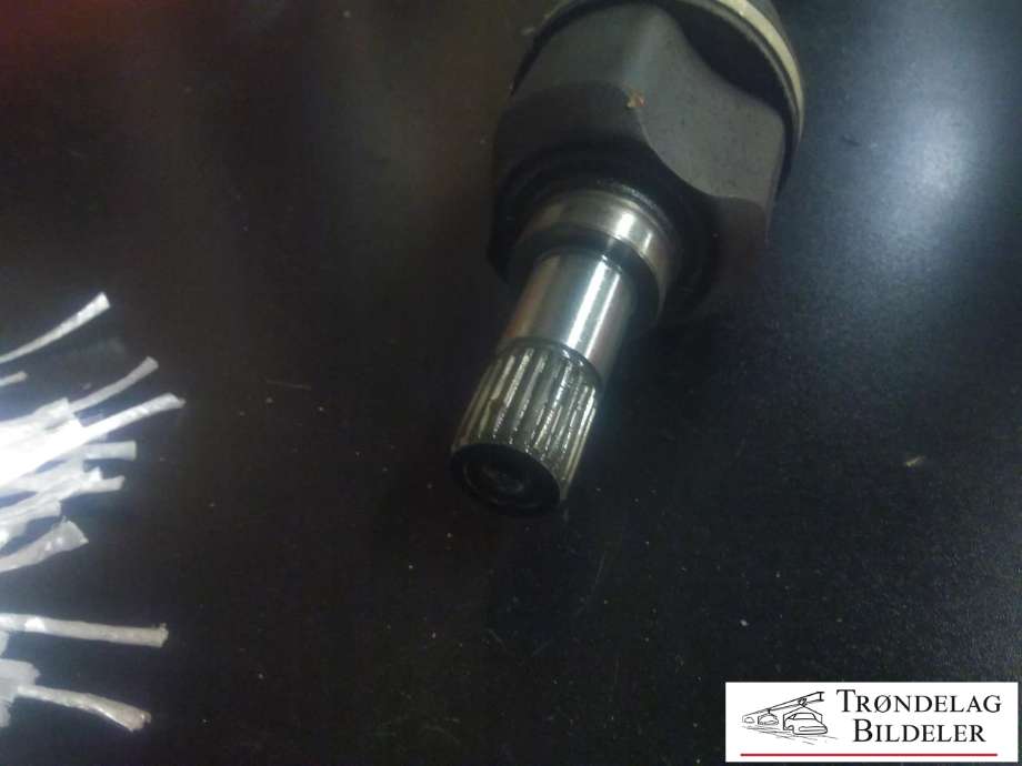 Drivaksel venstre foran, diesel/manuell til Peugeot 508 2011-2014 (Type I, Fase 1)  