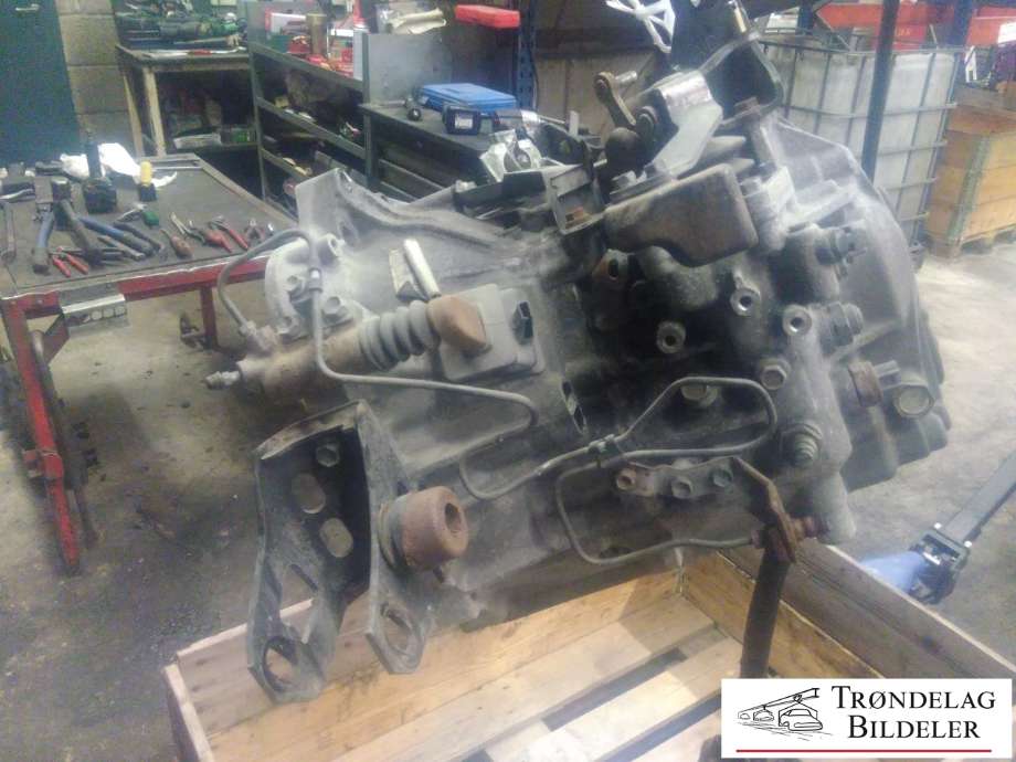 Girkasse manuell 6-trinn til Toyota Avensis 2009-2015 (Type III, Fase 1)  (30300-20A20|)