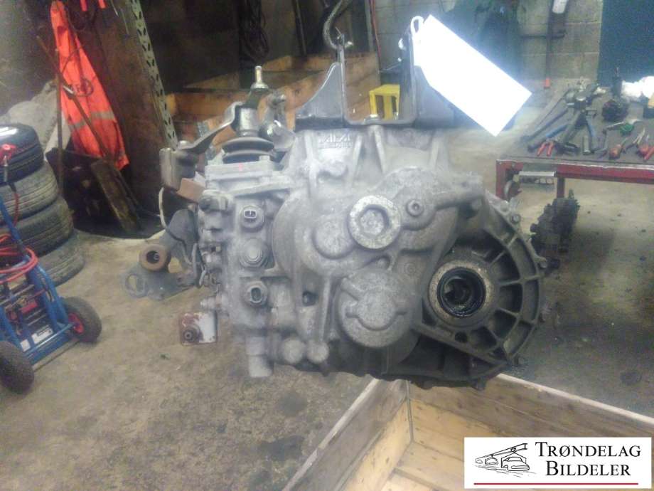 Girkasse manuell 6-trinn til Toyota Avensis 2009-2015 (Type III, Fase 1)  (30300-20A20|)