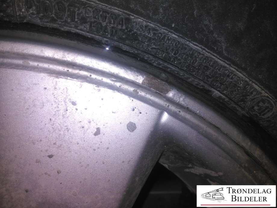 Hjulsett aluminium vinter til Toyota Hilux 2012-2016 (COOPER|235/75R15 6X139.7 7JX15 ET30 CB106.1MM|2-3MM MØNSTERDYBDE|PROD:34-17)