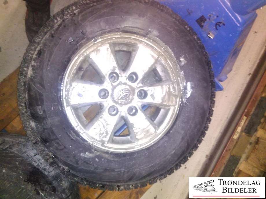 Hjulsett aluminium vinter til Toyota Hilux 2012-2016 (COOPER|235/75R15 6X139.7 7JX15 ET30 CB106.1MM|2-3MM MØNSTERDYBDE|PROD:34-17)