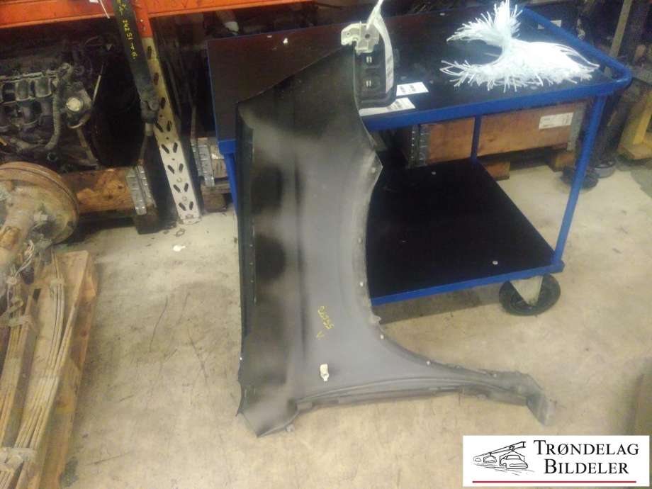 Skjerm venstre foran til Nissan X-Trail 2007-2014 (T31) (T31)