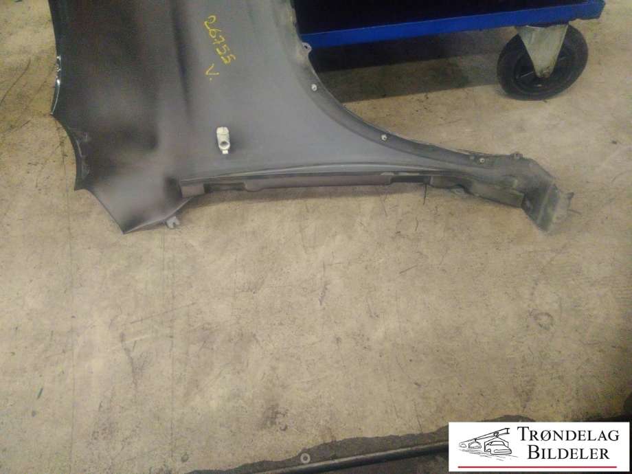 Skjerm venstre foran til Nissan X-Trail 2007-2014 (T31) (T31)