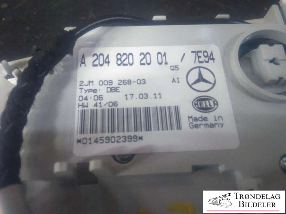 Taklyspanel til Mercedes C-Klasse 2011-2014 (Fase 2) (W204) (W204) (HELLA|A 204 820 20 01|2JM 009 268-03|)