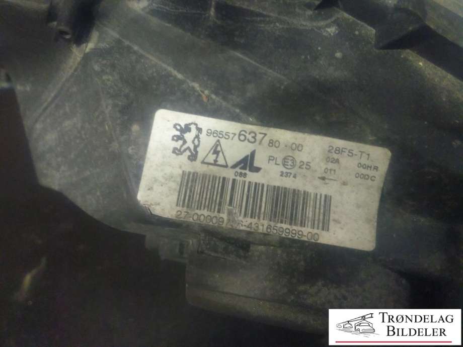Frontlykt høyre xenon til Peugeot 307 2005-2008 (Fase 2)  (AL|9655763780|)