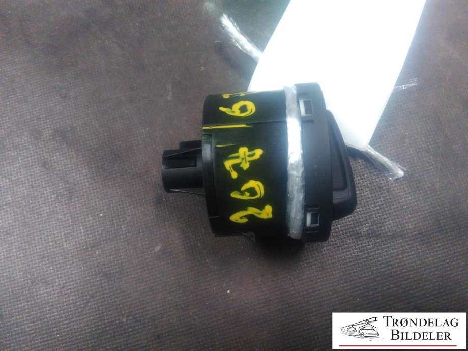 Bryter lys til VW Golf Sportsvan 2014-2018 (VW AG|5G0 941 431 BE|)