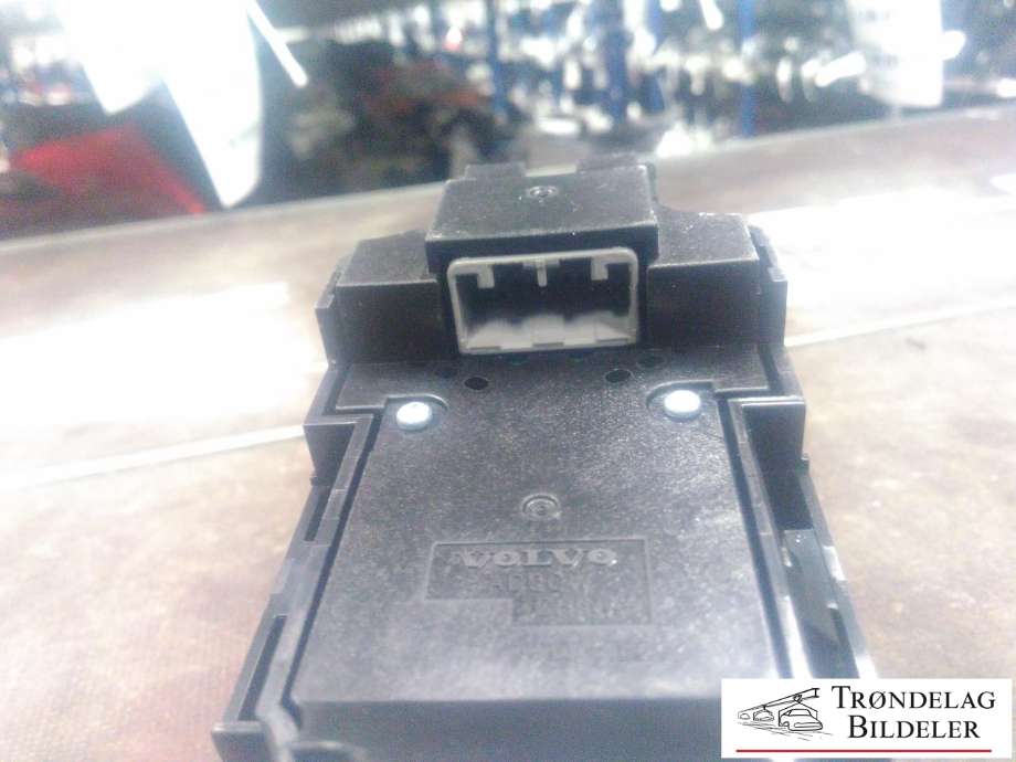 Bryter start/stopp til Volvo V90 / V90 CC / S90 2016-->>  (P31443829|T17070060501|)