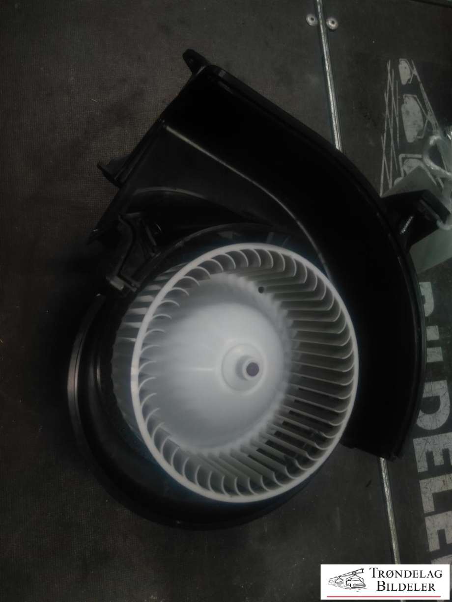Varmeapparat motor til Volvo V90 / V90 CC / S90 2016-->> (BOSCH|0 130 309 504|F 011 500 123|)
