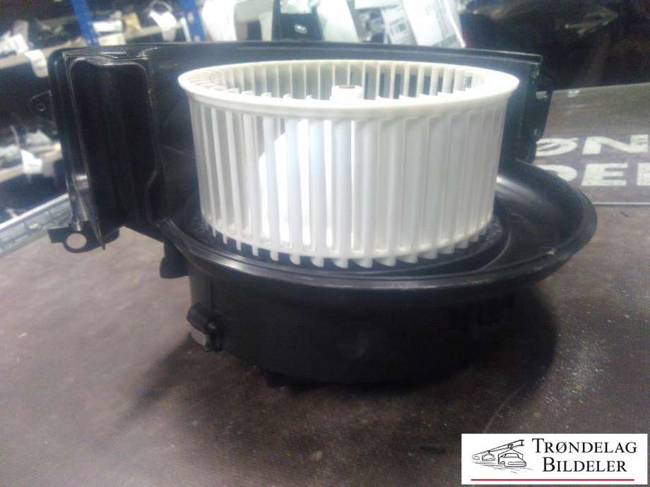 Varmeapparat motor til Volvo V90 / V90 CC / S90 2016-->> (BOSCH|0 130 309 504|F 011 500 123|)