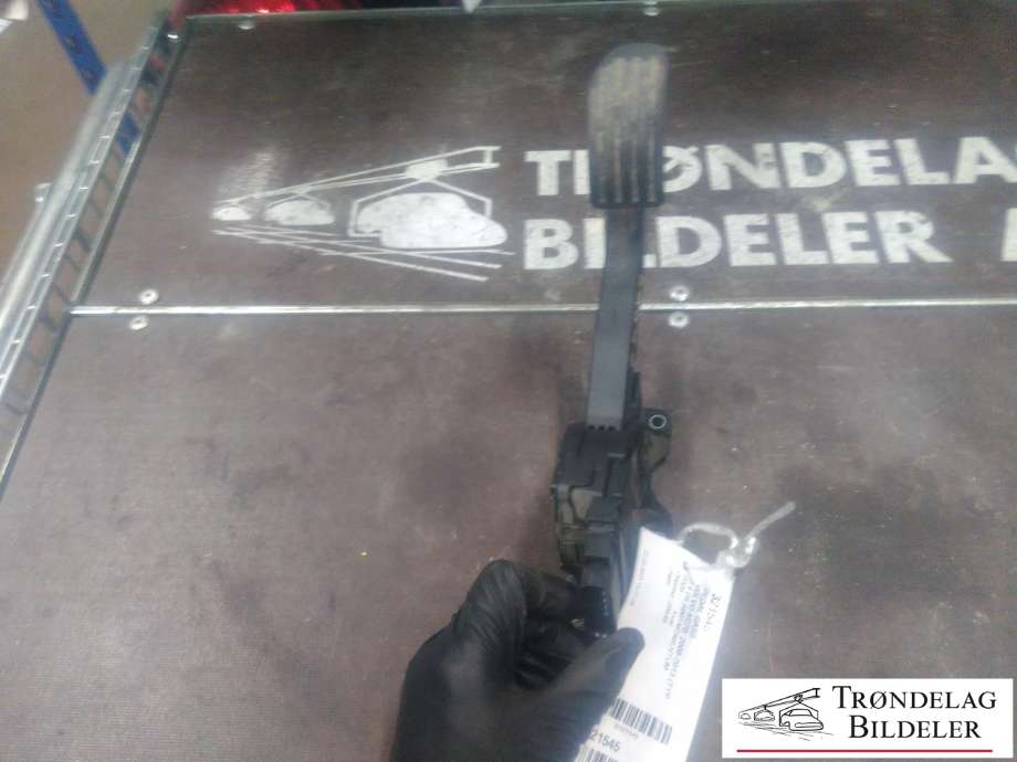 Pedal gass til Volvo XC70 2008-2013 (Type II, Fase 1)  (6PV009220-00|6G92-9F836-AD|)