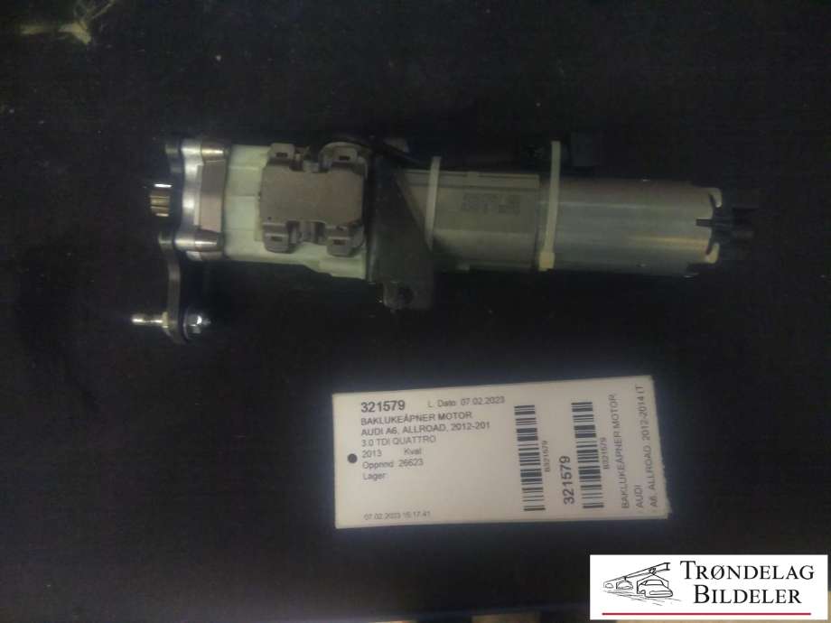Baklukeåpner motor til Audi A6, Allroad, 2012-2014 (Type III, Fase 1) (C7) (C7) (4G9827851 03S)