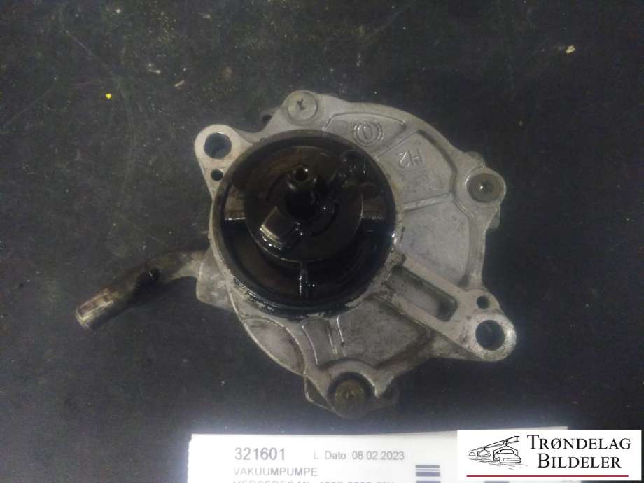 Vakuumpumpe til Mercedes ML 1997-2005 (W163) (W163) (A6122300065|)