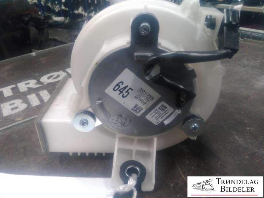 Batteri kjølevifte til Toyota RAV4 2016-2019 (Type IV, Fase 2)  (TOYOTA|G9230-48070|117300-6451|)