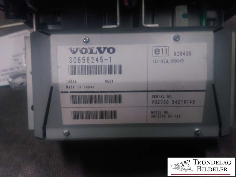 Bilstereo navigasjon skjerm til Volvo XC90 2002-2006 (Type I, Fase 1) (VOLVO|30656245-1|V0278 54210149|3AF278D DU-P28)